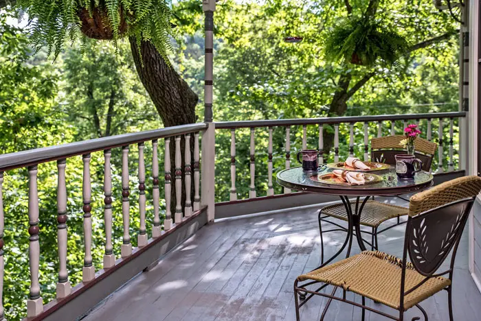 Eureka Springs Bed and Breakfast for sale